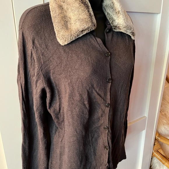 Women's Brown Jacket with removable Faux Fur Collar - Picture 5 of 7